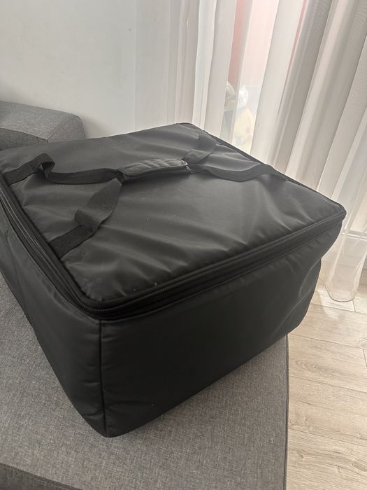 Vand Geanta glovo  de livrari