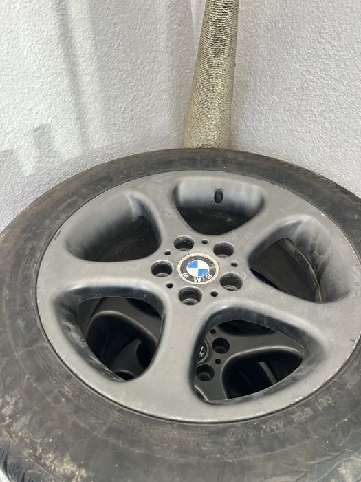 Гуми с джанти от БМВ -х5 18ц