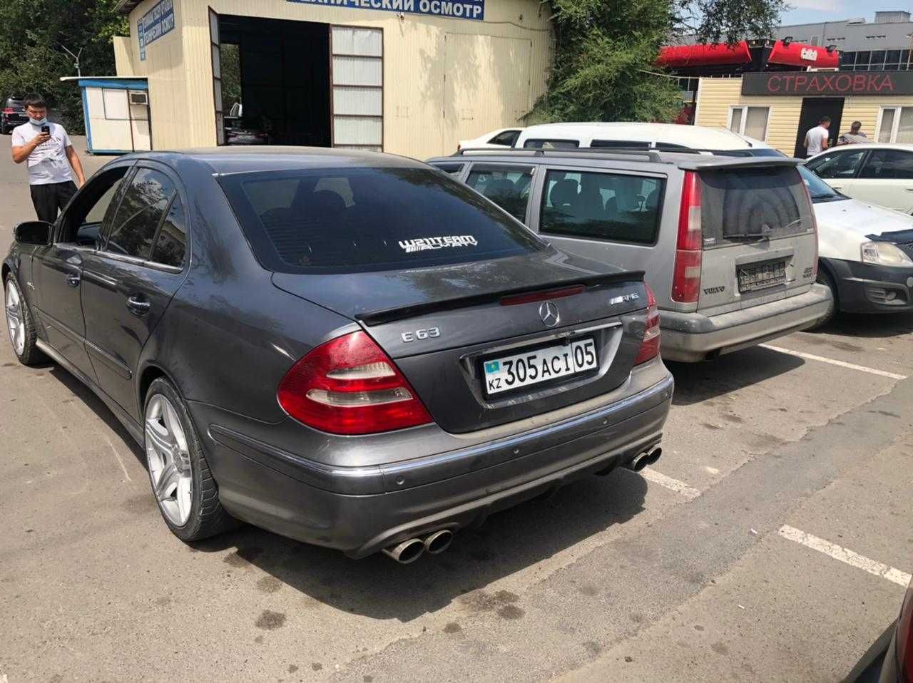 Спойлер Mercedes W211 AMG крышка багажника