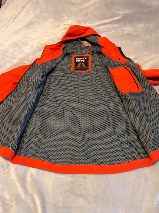 Geacă Superdry Mountain Performance – mărimea M – nouă, cu etichetă