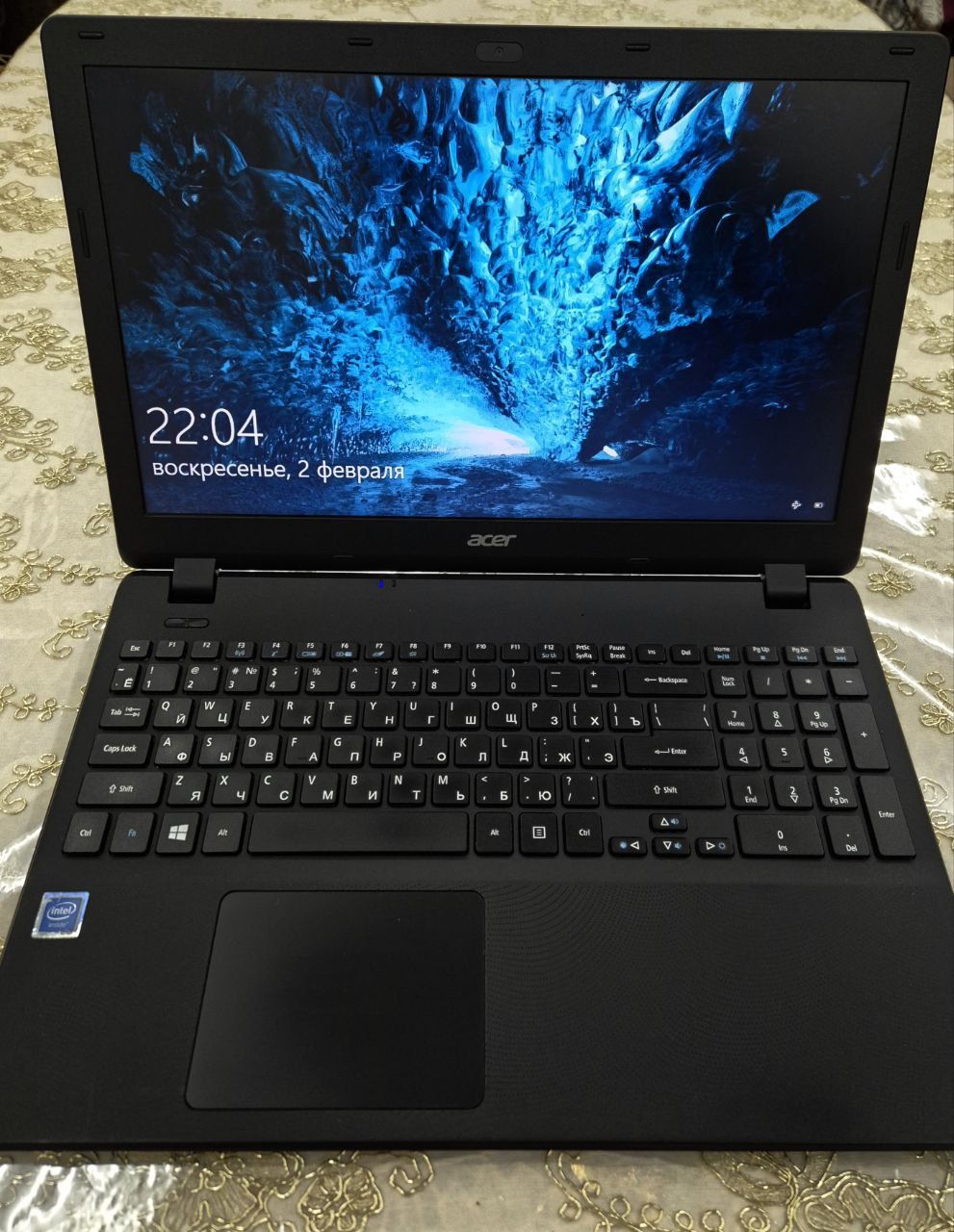 Noutbook Acer Sotiladi