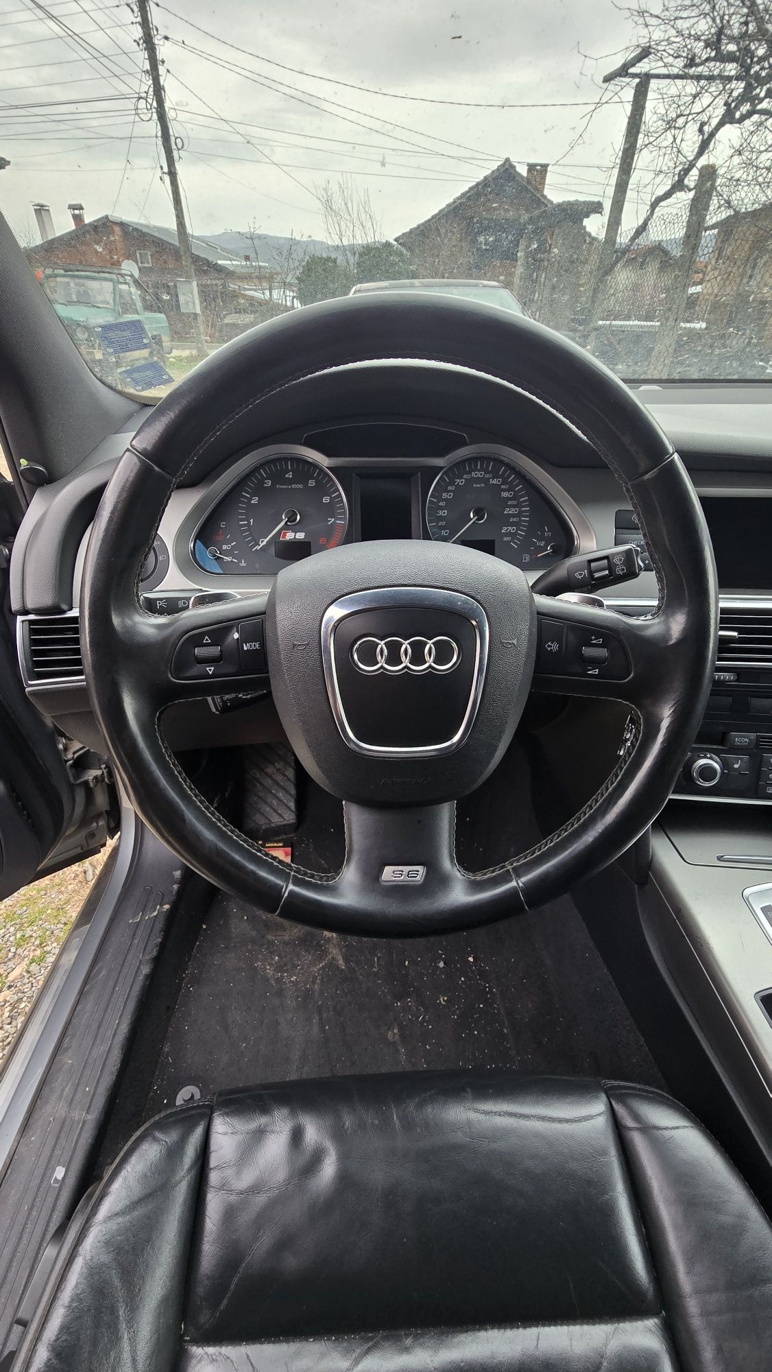 Audi S6 C6 V10 5.2 на части