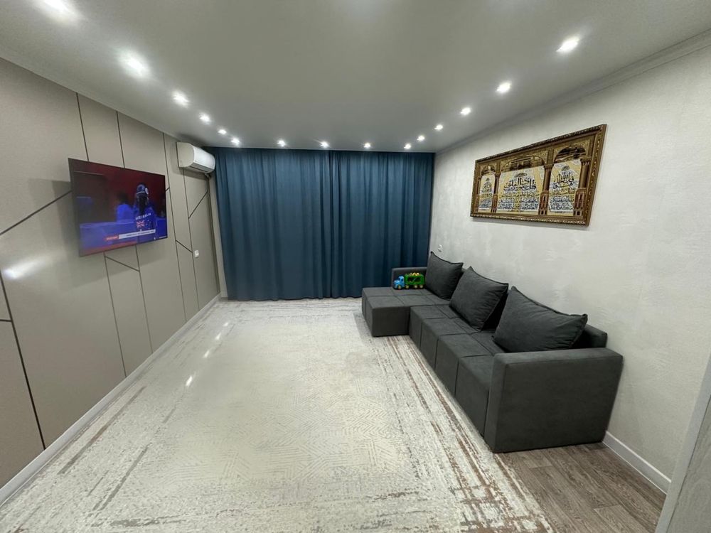 Срочно! Продам 4-х комн. кв р-н Автопарк