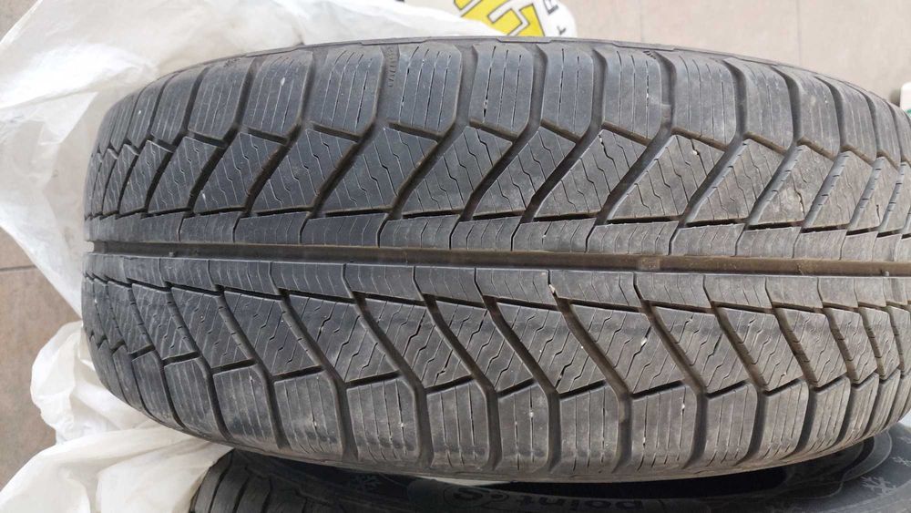 215 60 16  XL Point S