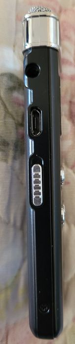 Продавам цифров диктофон