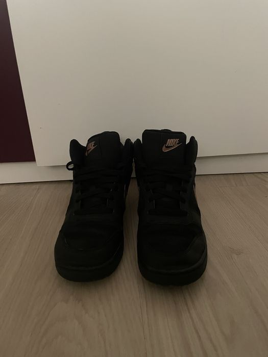 Nike маратонки