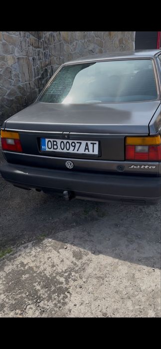 Фолсваген джета 1.8 бензин 90к.с.