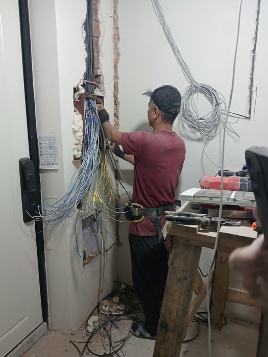 Электрик професионал