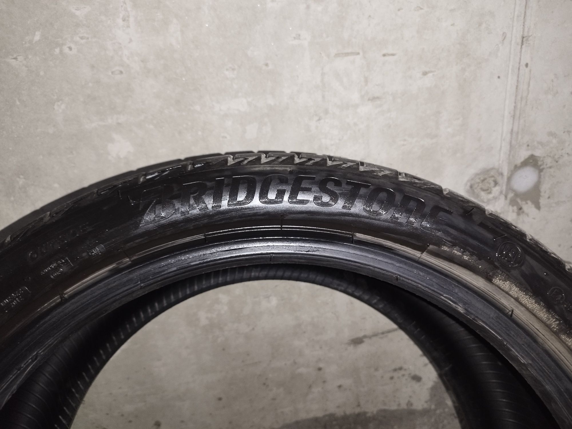 Bridgestone run flat спорт пакет 275/35/19 и 245/40/19
