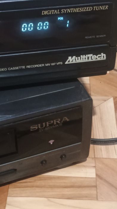 Продават се видия работещи