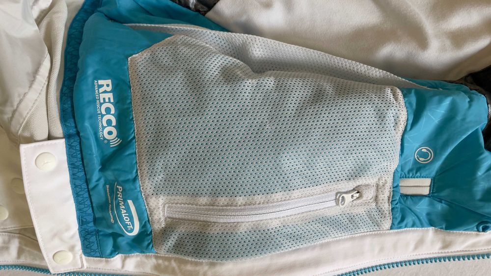 Чисто ново оригинално дамскo ски яке ATOMIC Treeline 2L Flex с етикети