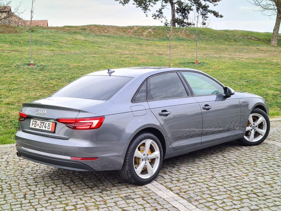 *Audi A4 2.0 TDI S-line/MATRIX Virtual Cokpit Distronic DEOSEBIT