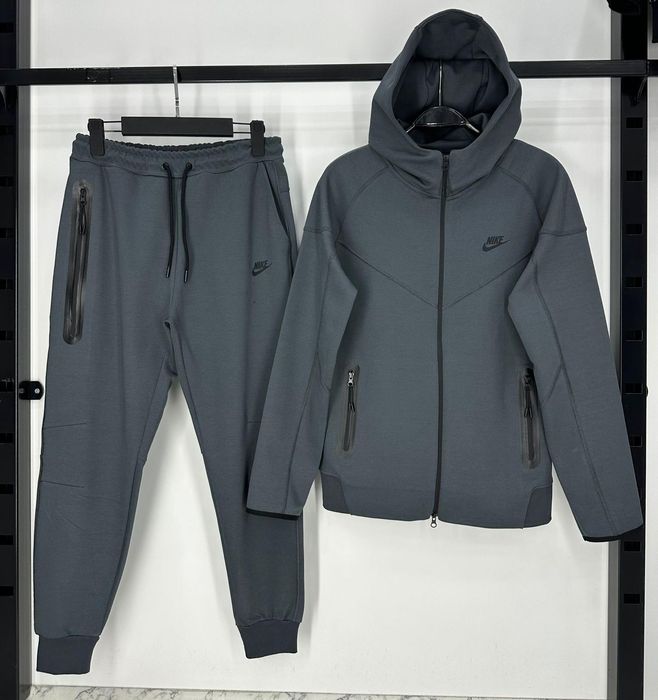 Trening Nike tech xl și xxl