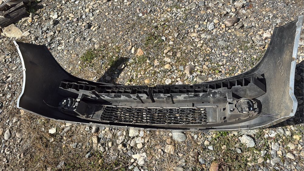 bara fata Renault Thalia 2009 dezmembrari renault thalia