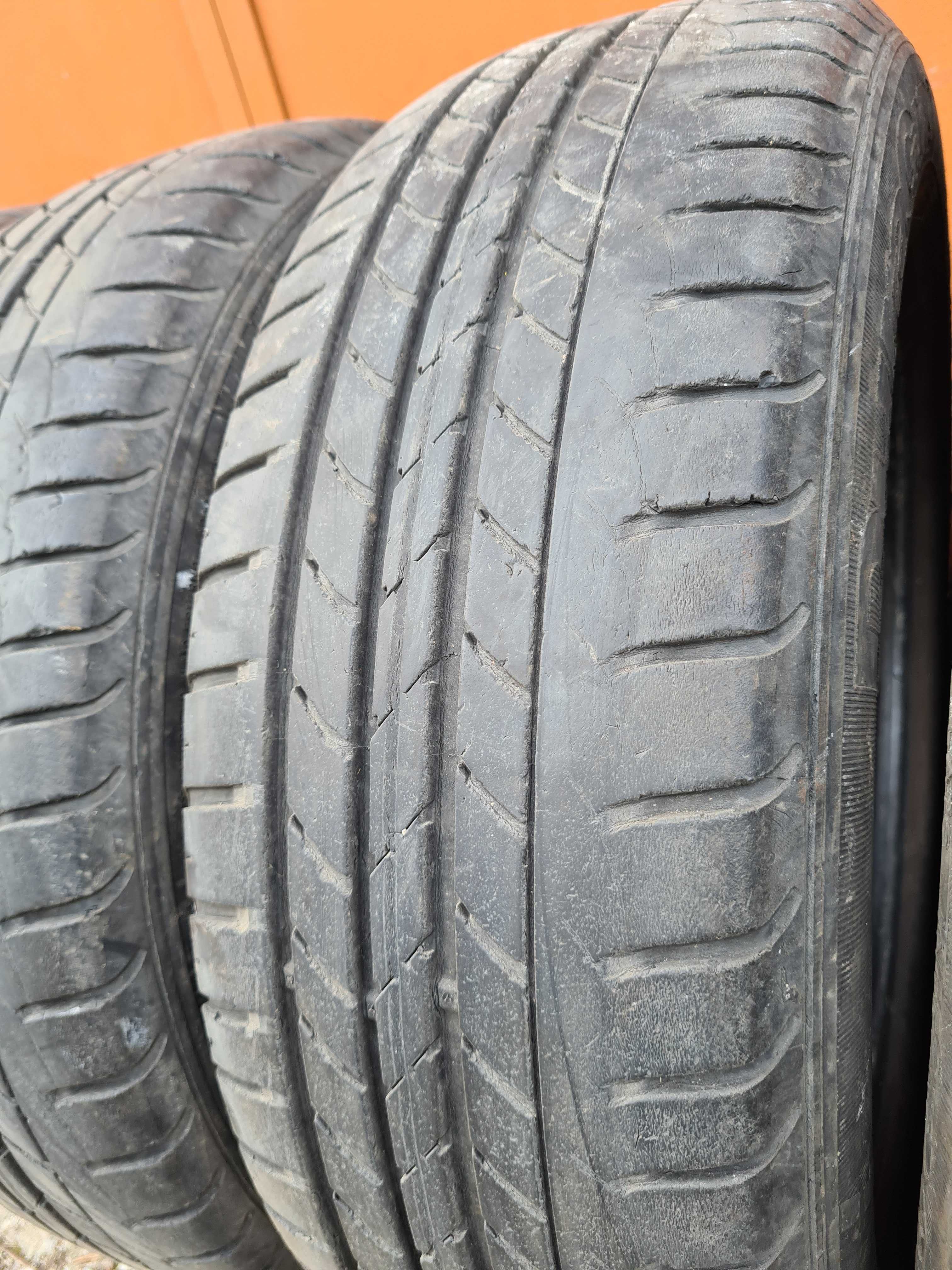 4 бр. летни гуми 185/65/15 GoodYear DOT 0715 5-6 mm