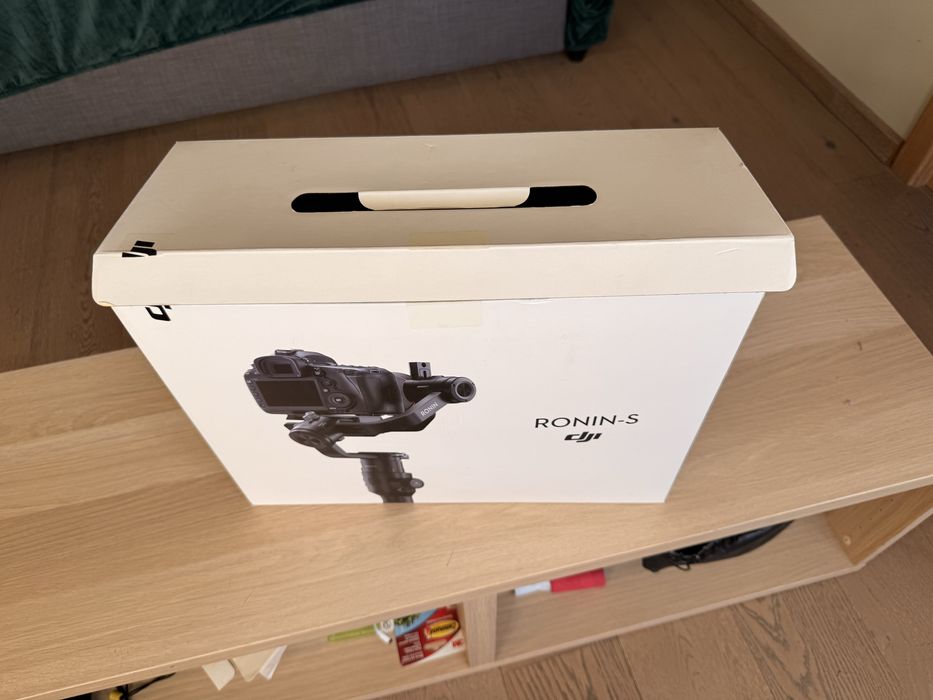 Stabilizator DJI Ronin S (originalul, nu RS2 sau RS3)