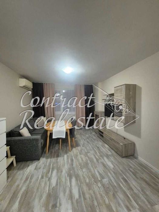 Дава се под наем Двустаен апартамент в Варна, Колхозен пазар - 53 кв.м за 484.5 € - Снимка #1