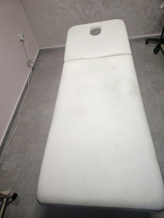 Козметична кушетка