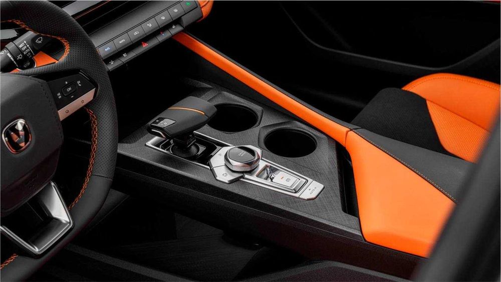 Chaangan UNI-V янги спорткар энди андижонда