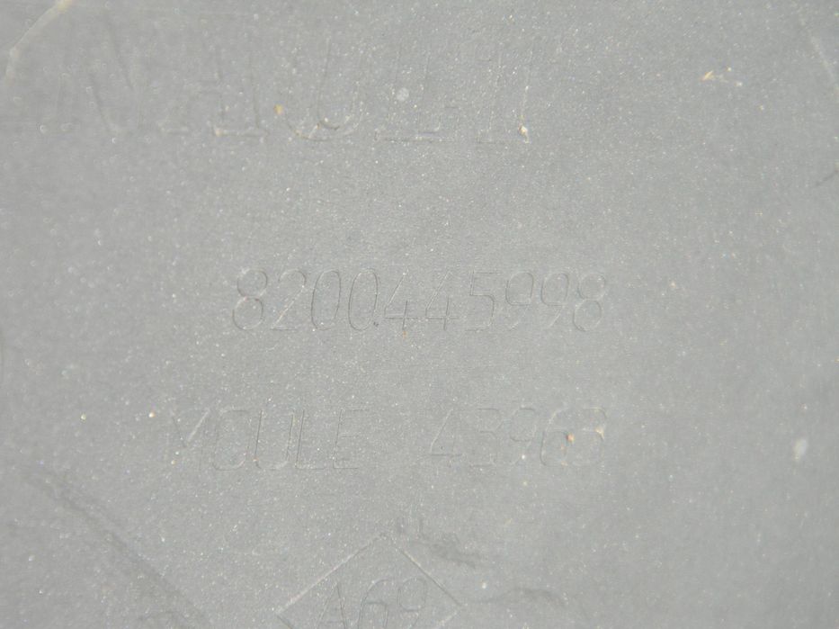 Bara spate Renault Symbol, 2005, 2006, 2007, 2008, 8200445998.