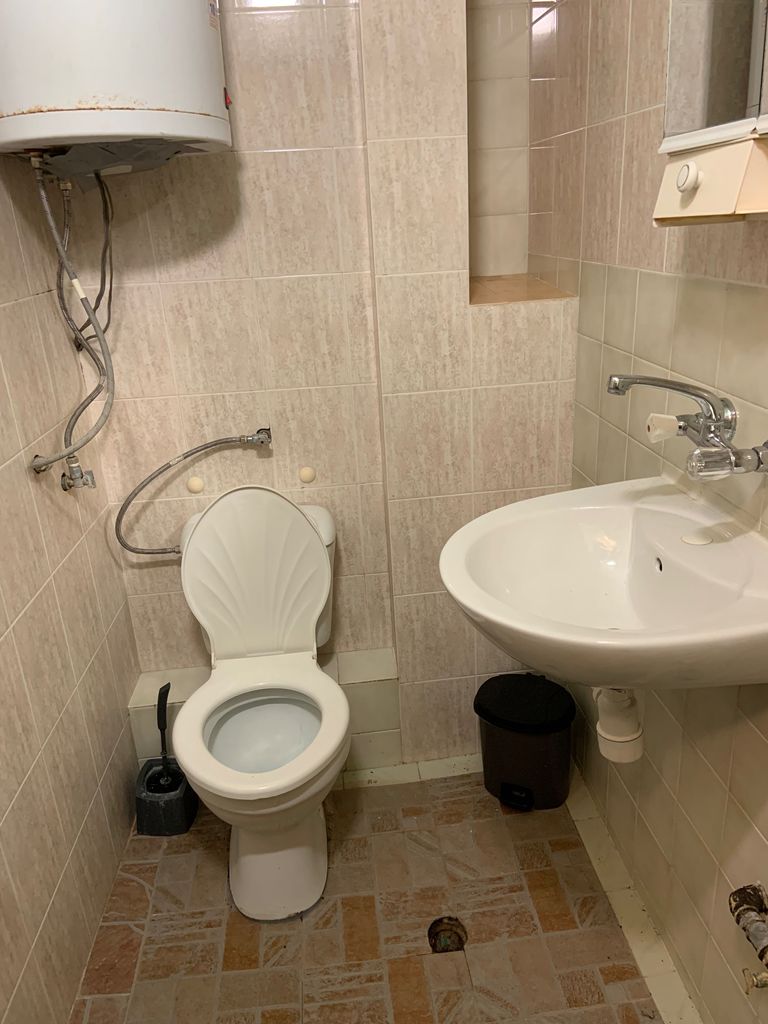 Дава се под наем Двустаен апартамент в Русе, Център - 45 кв.м за 193.8 € - Снимка #16