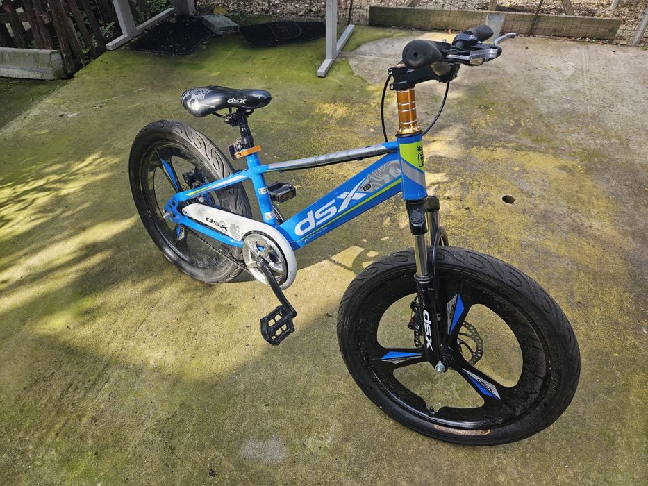 Bicicleta copil albastra