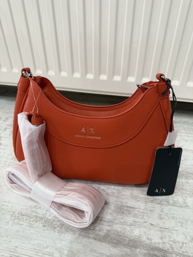 Дамски сникърси и чанта Armani Exchange