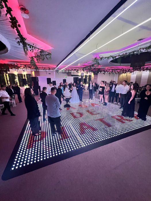 Ring de dans LED dedicat evenimentelor deosebite – DANCE FLOOR - WOW