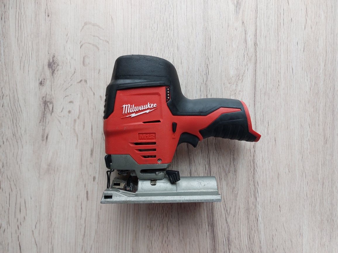 Fierastrau pendular milwaukee M12 JS, stare buna, șoricel, decupir