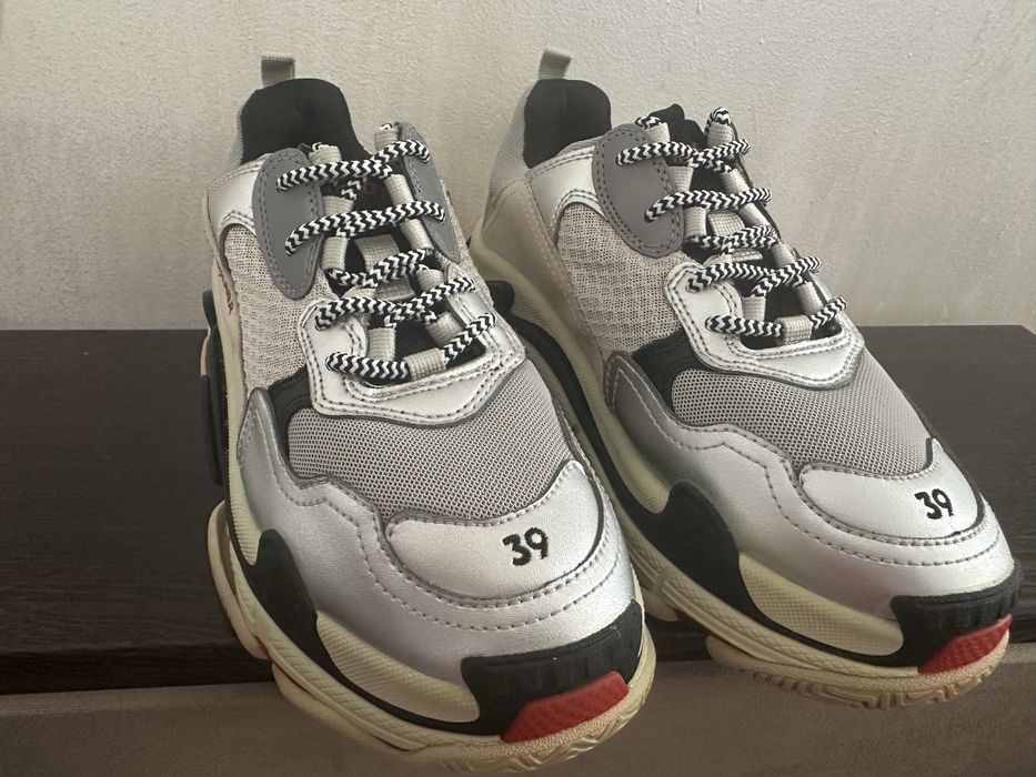 Balenciaga Triple S