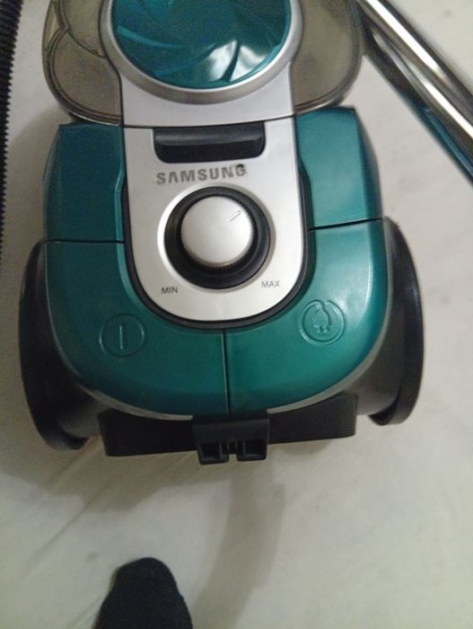 Пылесос продается