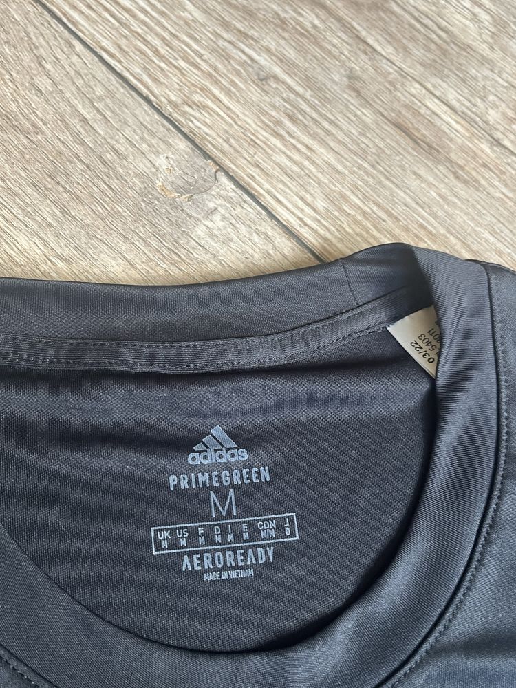 ADIDAS Club Tennis 3 Stripe - Тенис модел  - Нова размер М / Оригинал