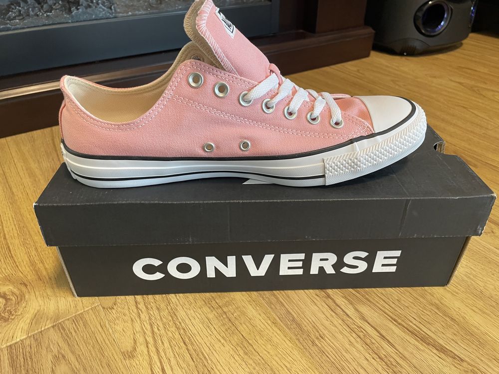 Oferta! Tenesi Converse roz masura mare pentru dama sau unisex