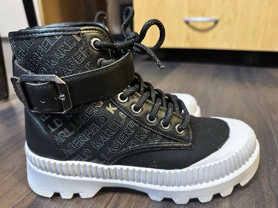 Обувки Karl Lagerfeld