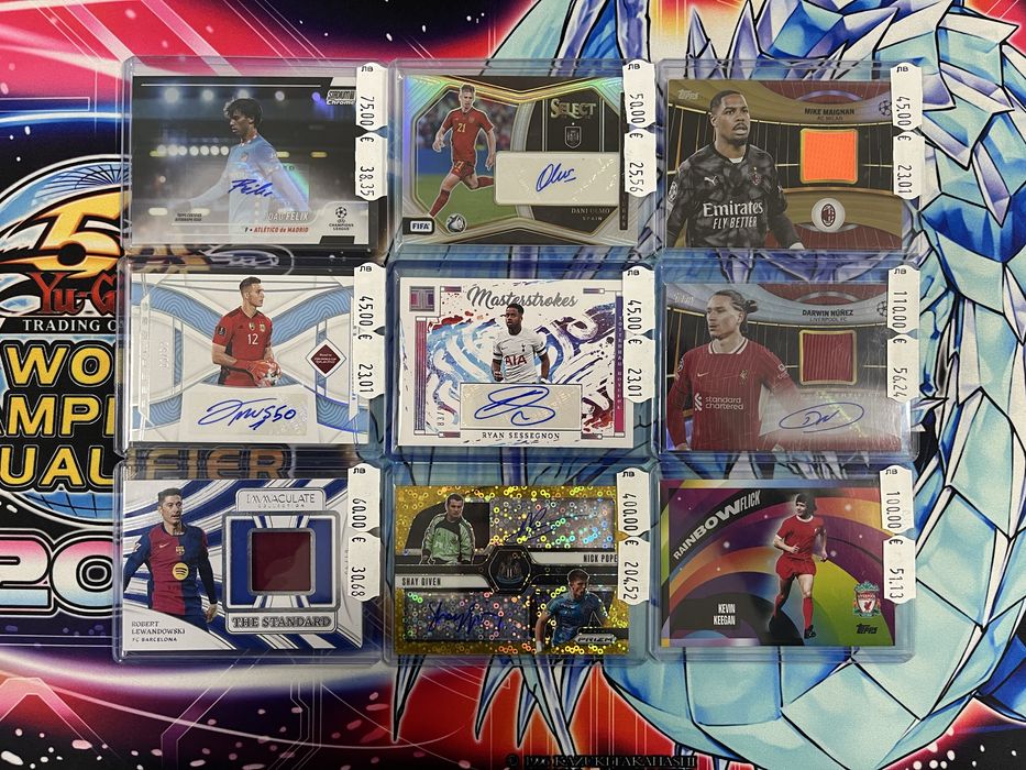 Topps Panini Футболни карти с автографи и части от екип