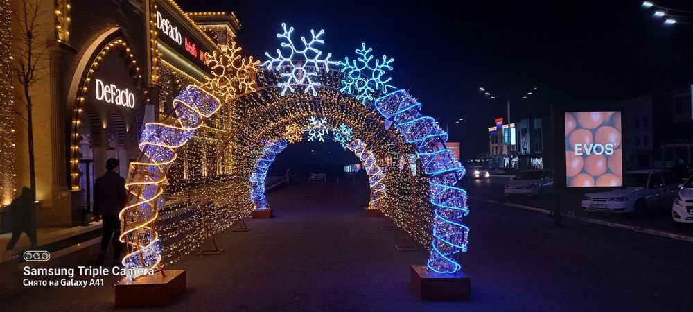 Yangi yilingizni biz bilan o'tkazing! Barcha turdagi dekoratsiyalar.