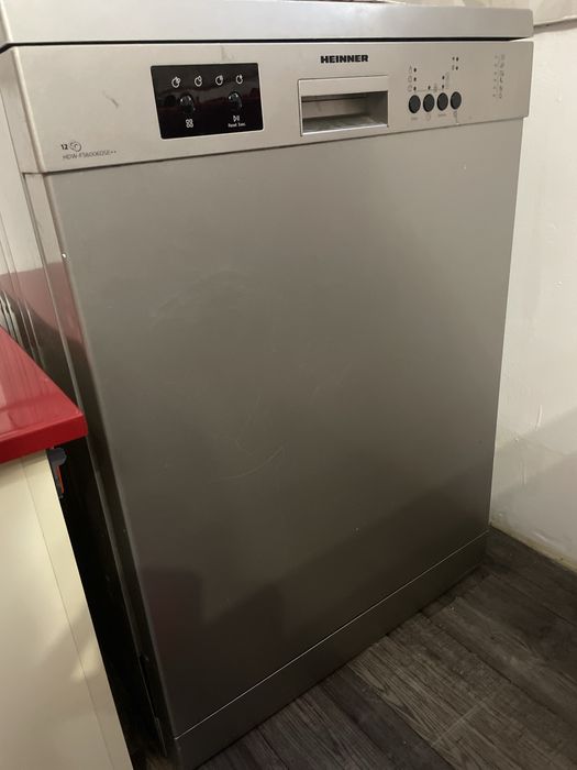 Masina de spalat vase Heinner