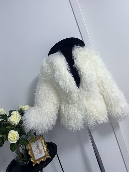 Blana 100% naturala de oaie mongoleza alba