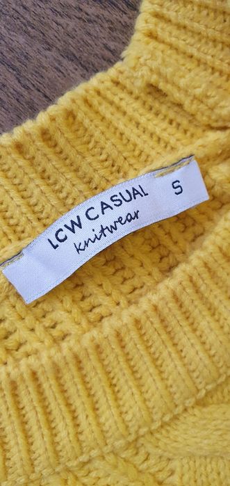 Дамски пуловер размер S