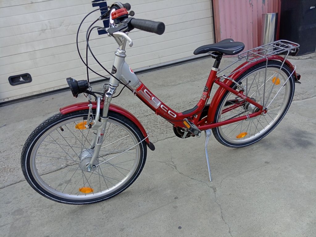 Vând bicicleta din aluminiu pentru copii