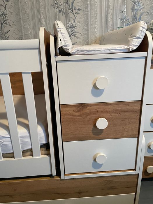 Бебешка кошара с повивалник + музикална играчка