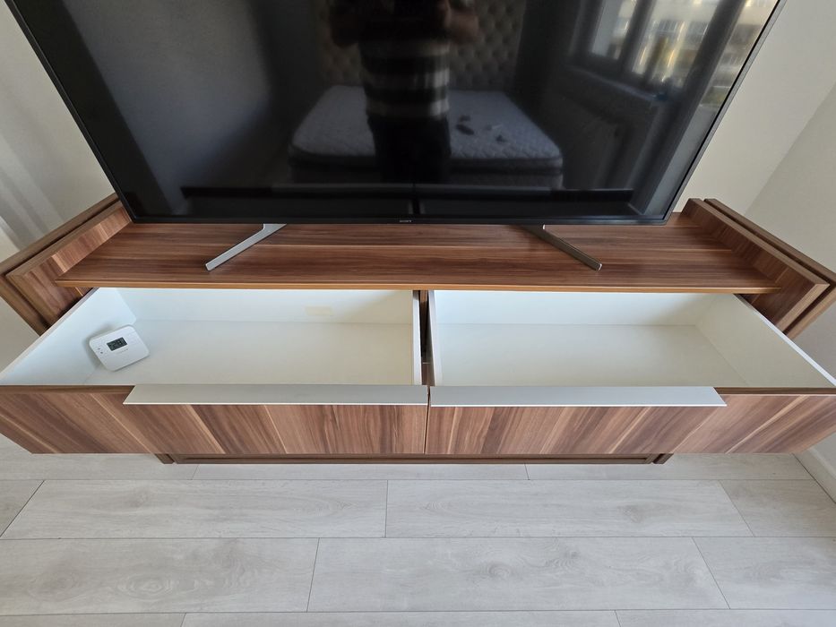 Comoda TV Dormitor 6 Sertare Maro