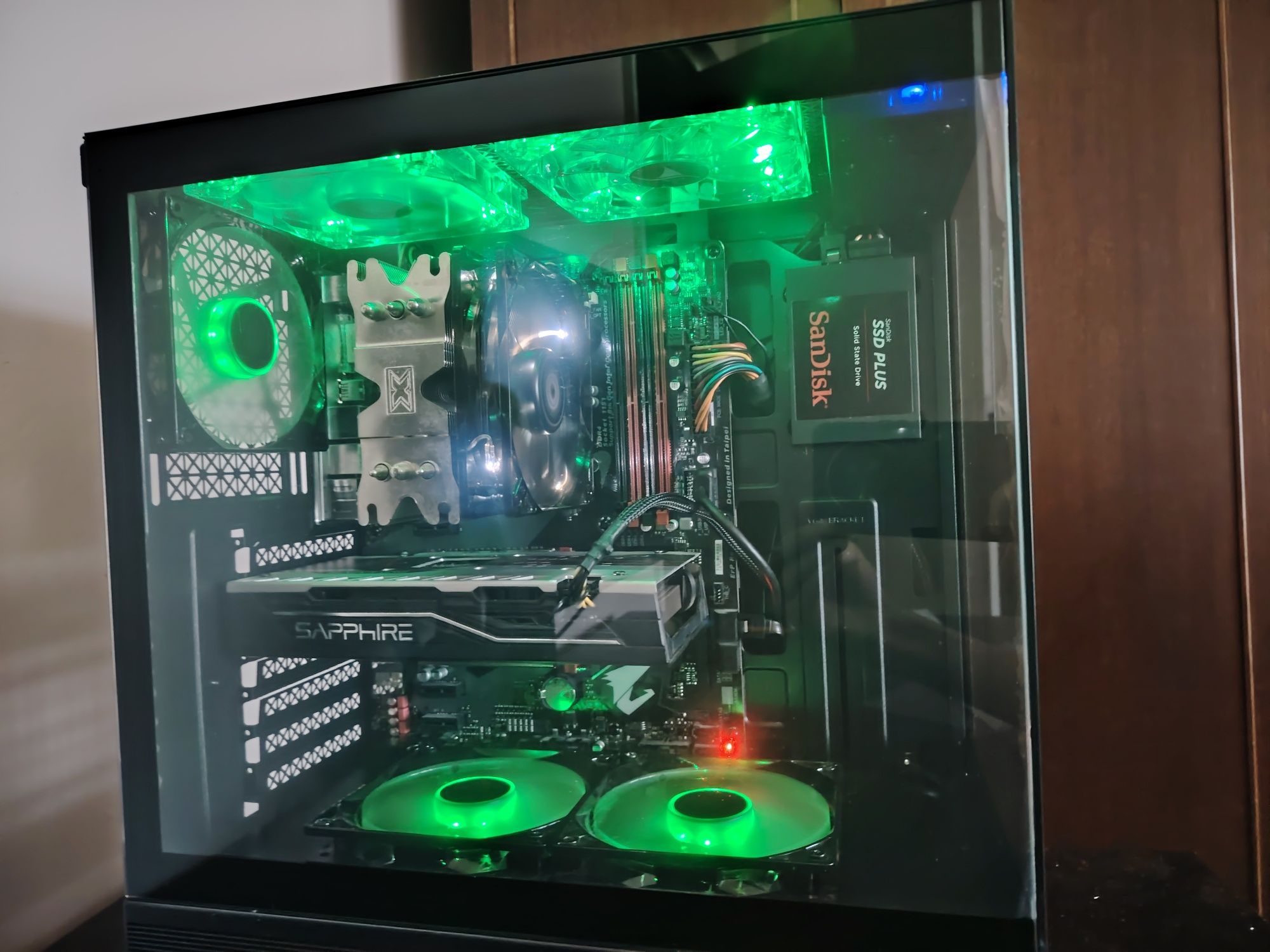PC gaming PC urî gaming dif. preturi i5 i7 placa video de 4gb sau 8g