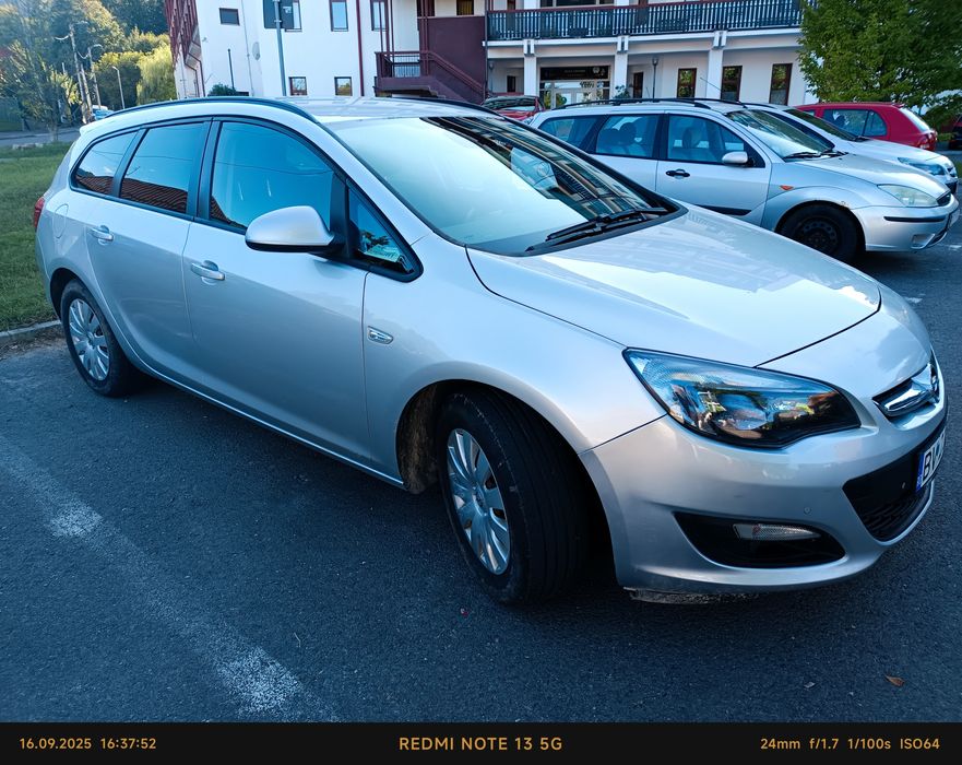 Opel Astra J Sports Tourer