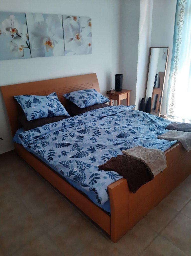 Дава се под наем Къща в Бургас, Меден рудник - зона А - 300 кв.м за 765 € - Снимка #3
