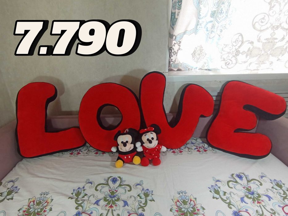 Плюшевые игрушки, буквы LOVE с 2 игрушками на присосках