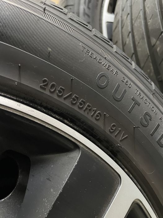 Set 4 jante tabla cu anvelope vara Sailun 205/55 R16 – stare bună