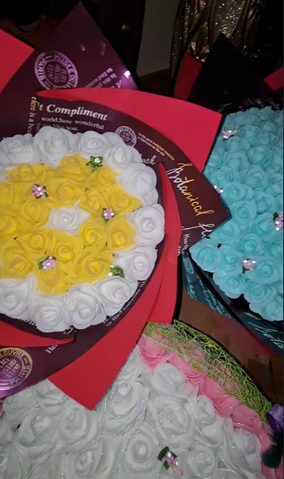 Букети от вечни рози, различни размери и модели! За всеки празник!