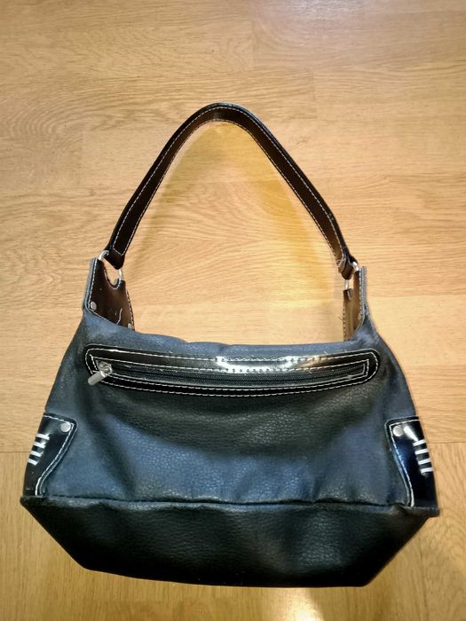 Geanta neagra dama din piele eleganta