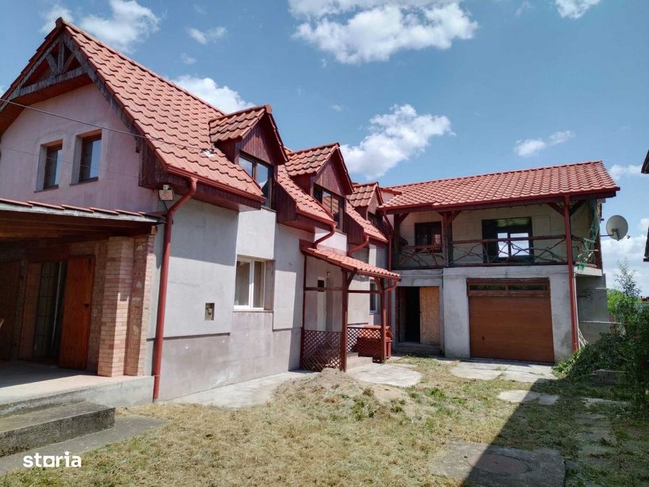 Casa cu mansarda, zona Baritiu